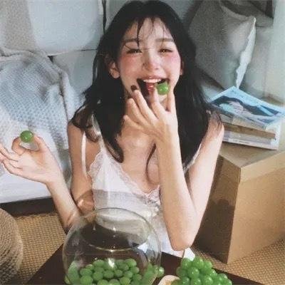 凉小姐的璀璨热恋海报